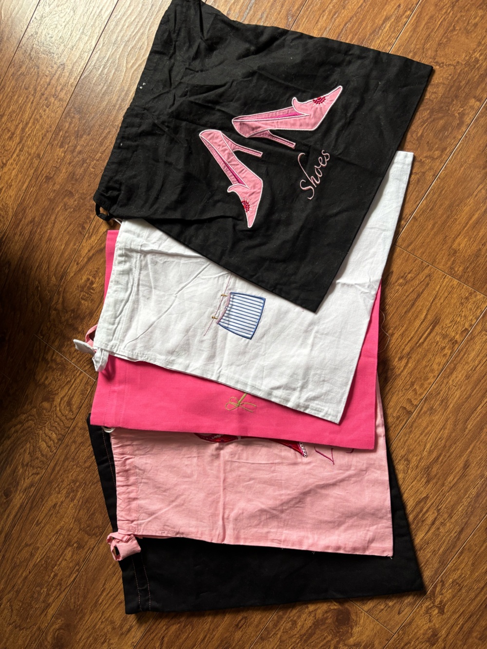 Assorted Graphic Fabric Drawstring Travel / Laundering Bags